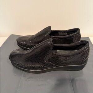 SAS Black Mesh Slip-On Women’s Loafers